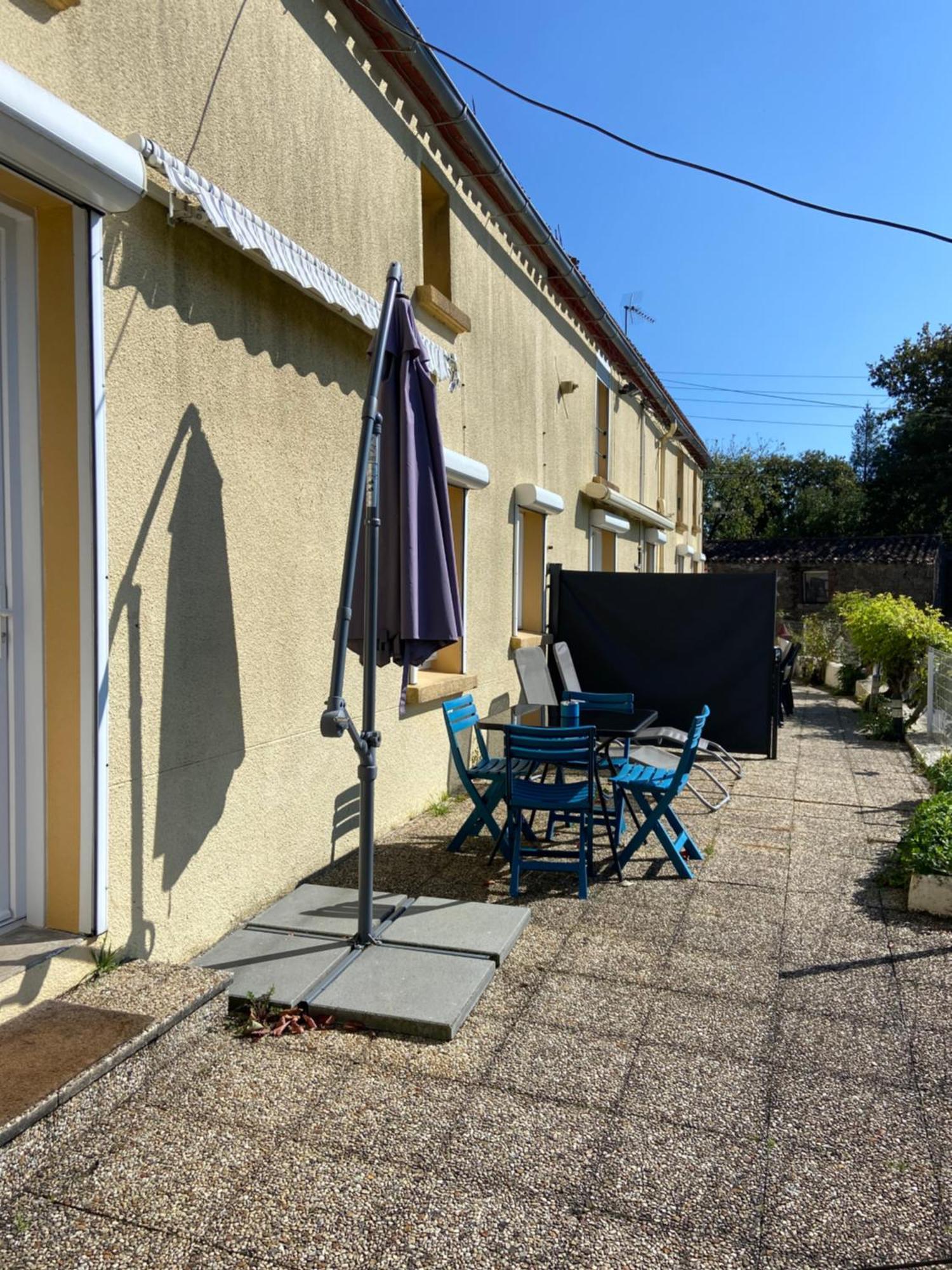 Le Petit Moulin Hotel Pouzauges Exterior photo